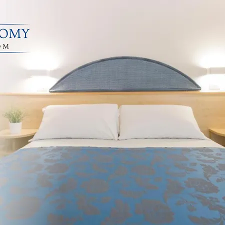 Constellation Hotell