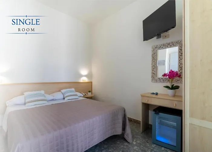 Hotell Constellation 3*