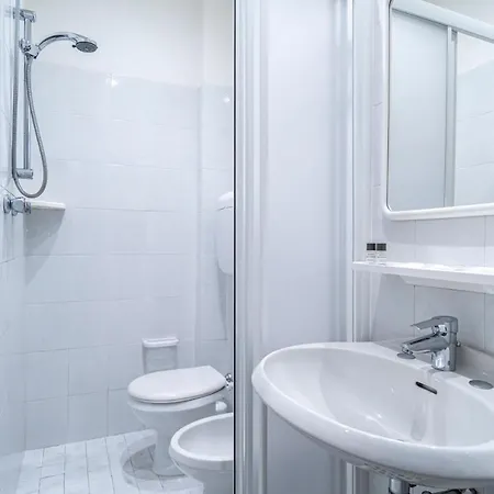 Hotel Constellation 3*