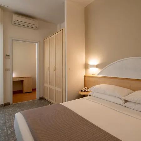 Hotel Constellation 3*