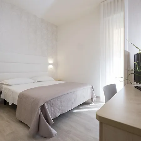 Constellation Hotel 3*