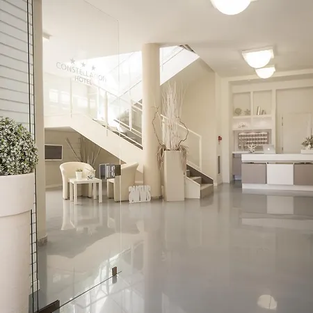 Szálloda Constellation 3*