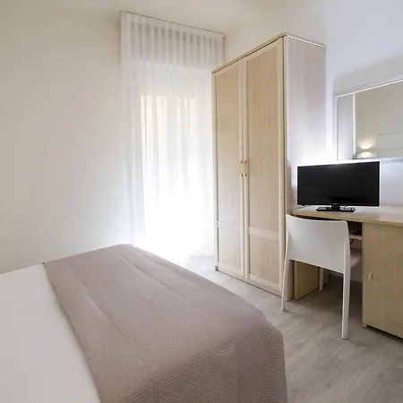 Hotel Constellation 3*